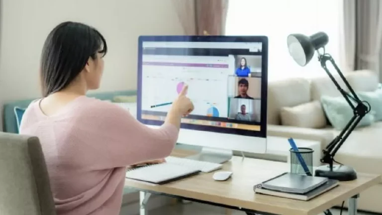 Meeting Online Mengapa Tidak? Wujudkan Meeting Online Bersama Google Meet