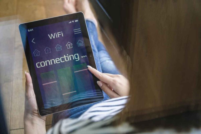 Penerapan WiFi Management atau Captive Portal pada Akses WiFi Gratis di Hotel